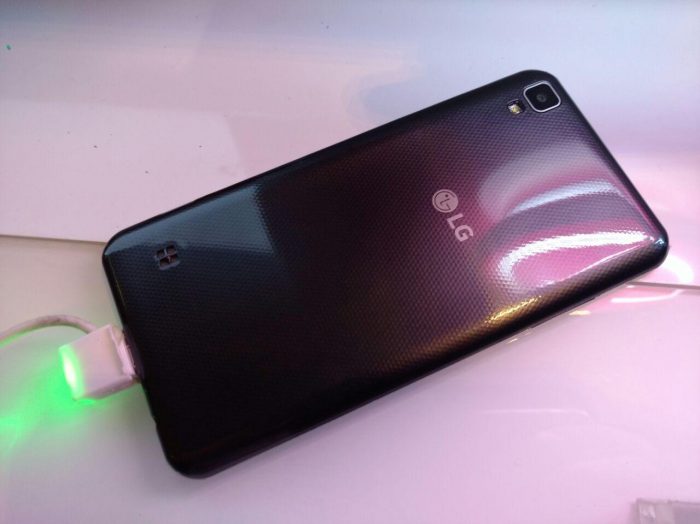 LG X Style 2