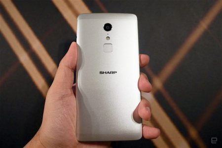 Sharp Z2 Launched in Taiwan with MediaTek Helio X20 10 Core Processor and 4GB RAM 2 630x420