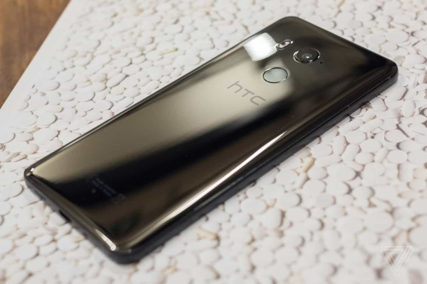 HTC 11 PLUS 124